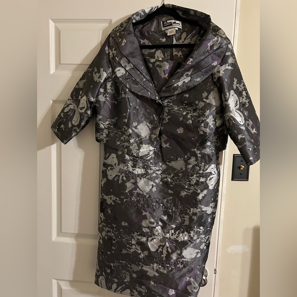 Floral Gray and Purple Dress Suit